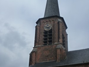 Om niet in financiële problemen te geraken, zal de kerkklok enkel nog maar luiden op 00.00u. (archieffoto)