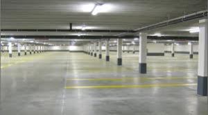 Zo ziet een gewone ondergrondse parkeergarage eruit. Vremde krijgt nu een ondergrondse tractorparkeergarage. Uniek in Vlaanderen.