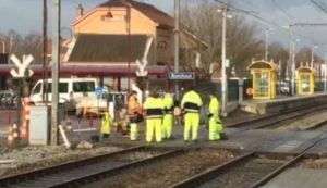 De spooroverweg in Boechout: altijd valt er wat te beleven.
